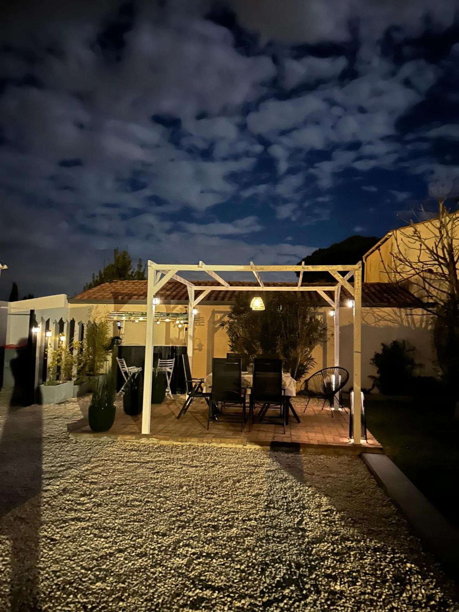 Maison de 2 chambres avec jardin clos et wifi a Saint Pierre d'Oleron a 1 km de la plage Extérieur photo
